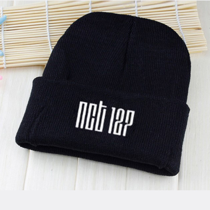 Black Wool Couple Hat for Men & Women - Warm & Stylish-image