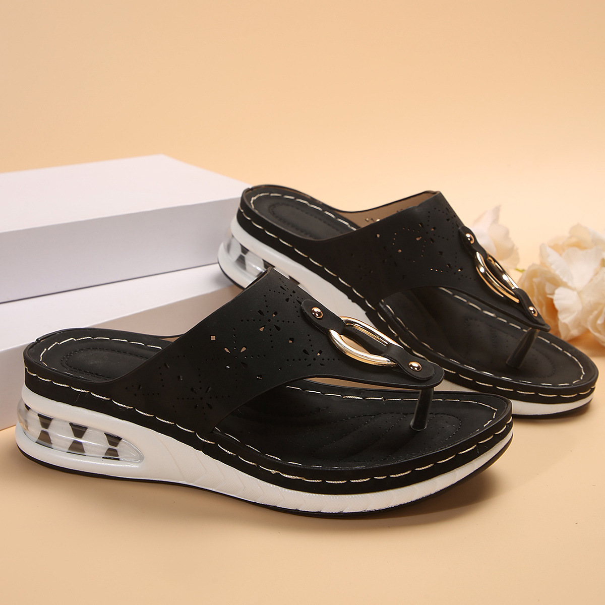 CoolAir Cushion Thong Sandals Summer Flip Flops Hollow Metal Buckle Wedges Shoes - Picture 6 of 9